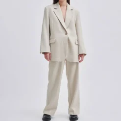 Second Female Saru Blazer in French Oak