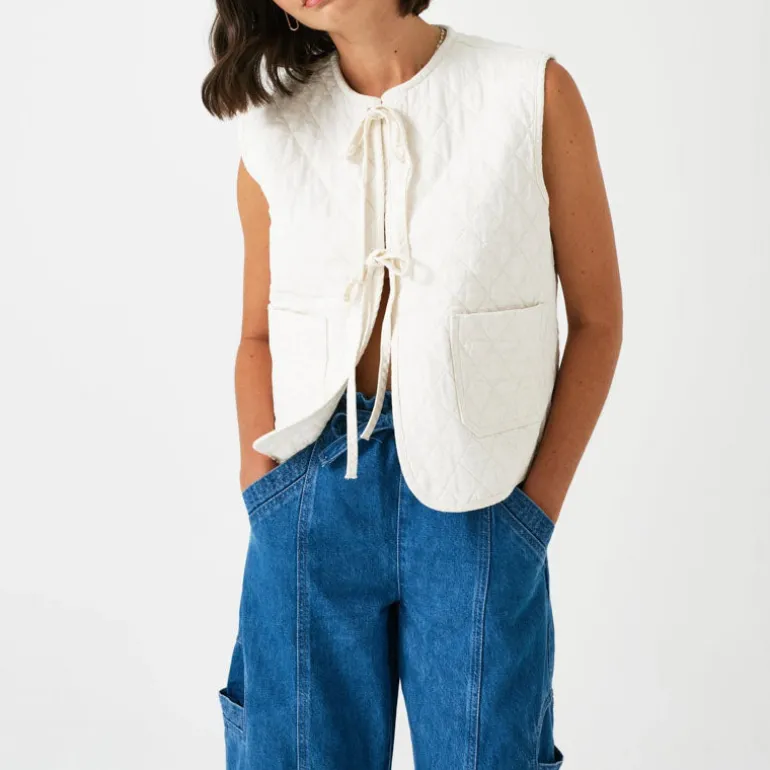SEVENTY & MOCHI Aria Vest in Ecru