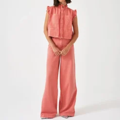 SEVENTY & MOCHI Dear Pablo Waistcoat in Mineral Red