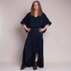 Silk95five Austin Top in Navy