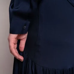 Silk95five Thai Top in Navy