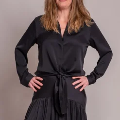 Slik95five Thai Top in Noir