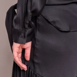 Slik95five Thai Top in Noir