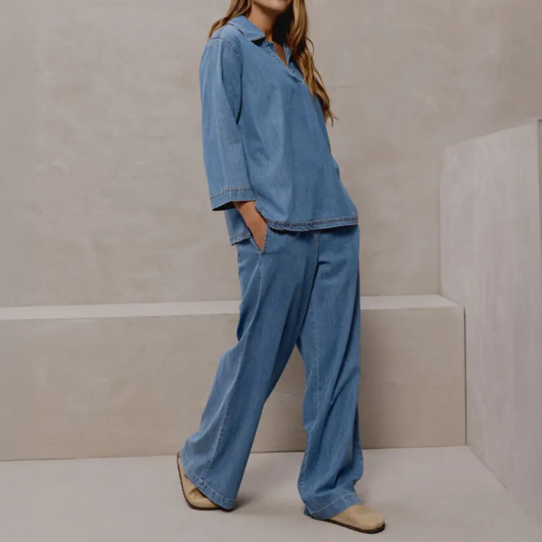 SMITH & SOUL Lyocell Polo Collar Blouse in Denim