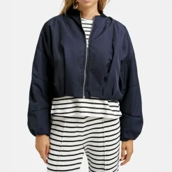 SMITH & SOUL Summer Bomber Jacket in Marine