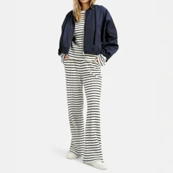 SMITH & SOUL Summer Bomber Jacket in Marine