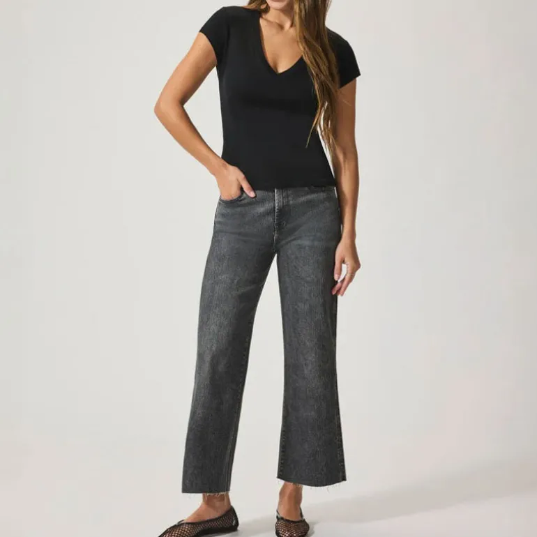 SPLENDID Faye 1x1 V-Neck Tee in Black
