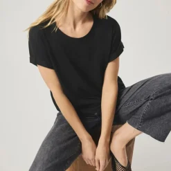 SPLENDID Skye Slub Tee in Black