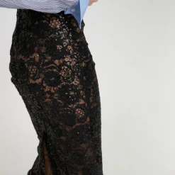 Stella Nova Delicate Lace Pencil Skirt in Black