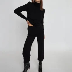 Stella Nova High Neck Sparkling Blouse in Black