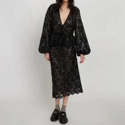 STELLA NOVA Lace Sequins Blouse in Black