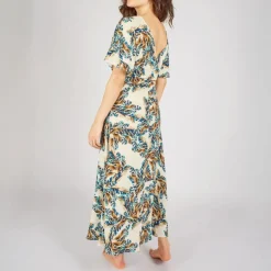 TRAFFIC PEOPLE Rene Dress in Cream