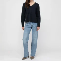 VAN KUKIL Adalyn V Neck Jumper in Ebony Shadow
