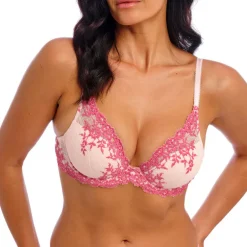 WACOAL Embrace Lace Plunge Underwire Bra in Ballet Slipper