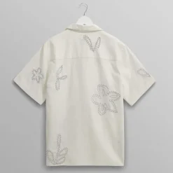 WAX LONDON Didcot Shirt in Ecru/Pale Blue