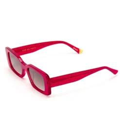 ZOE DE PASS Grace Rectangle Sunglasses in Red Glitter